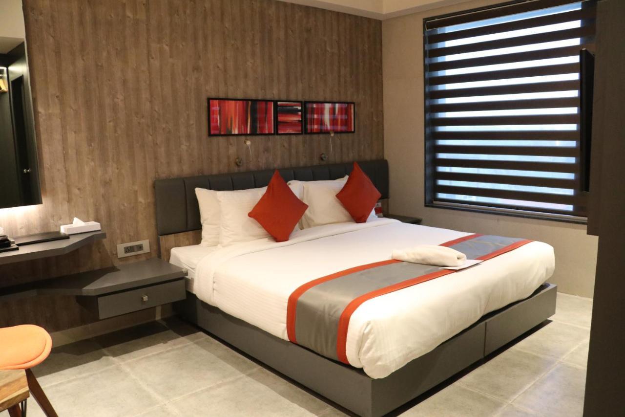 The Soni'Otel Haora Экстерьер фото